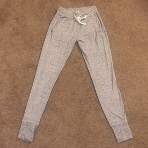 Cuffed grey sweatpants/joggers